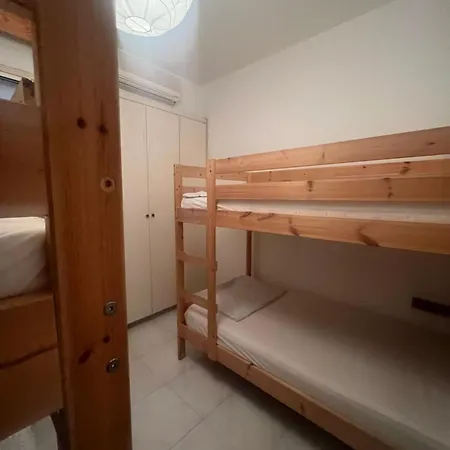 ゲストハウス Salt ラルナカ